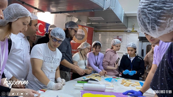 Yabancı Ögrenciler Kayseri Yemeklerini Yaptı