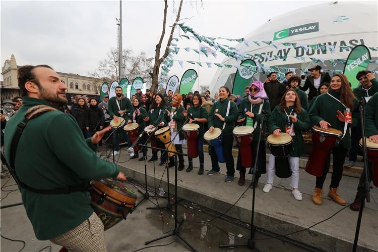 YEŞİLAY HAFTASI İSTANBUL’DA COŞKU İLE KUTLANDI